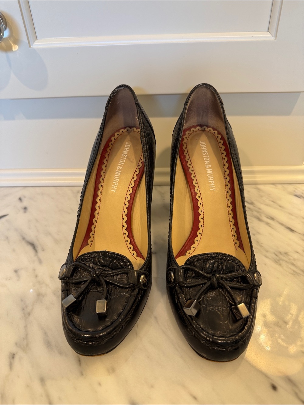 Johnston & Murphy Black Leather Bow-Accent Loafer Heels